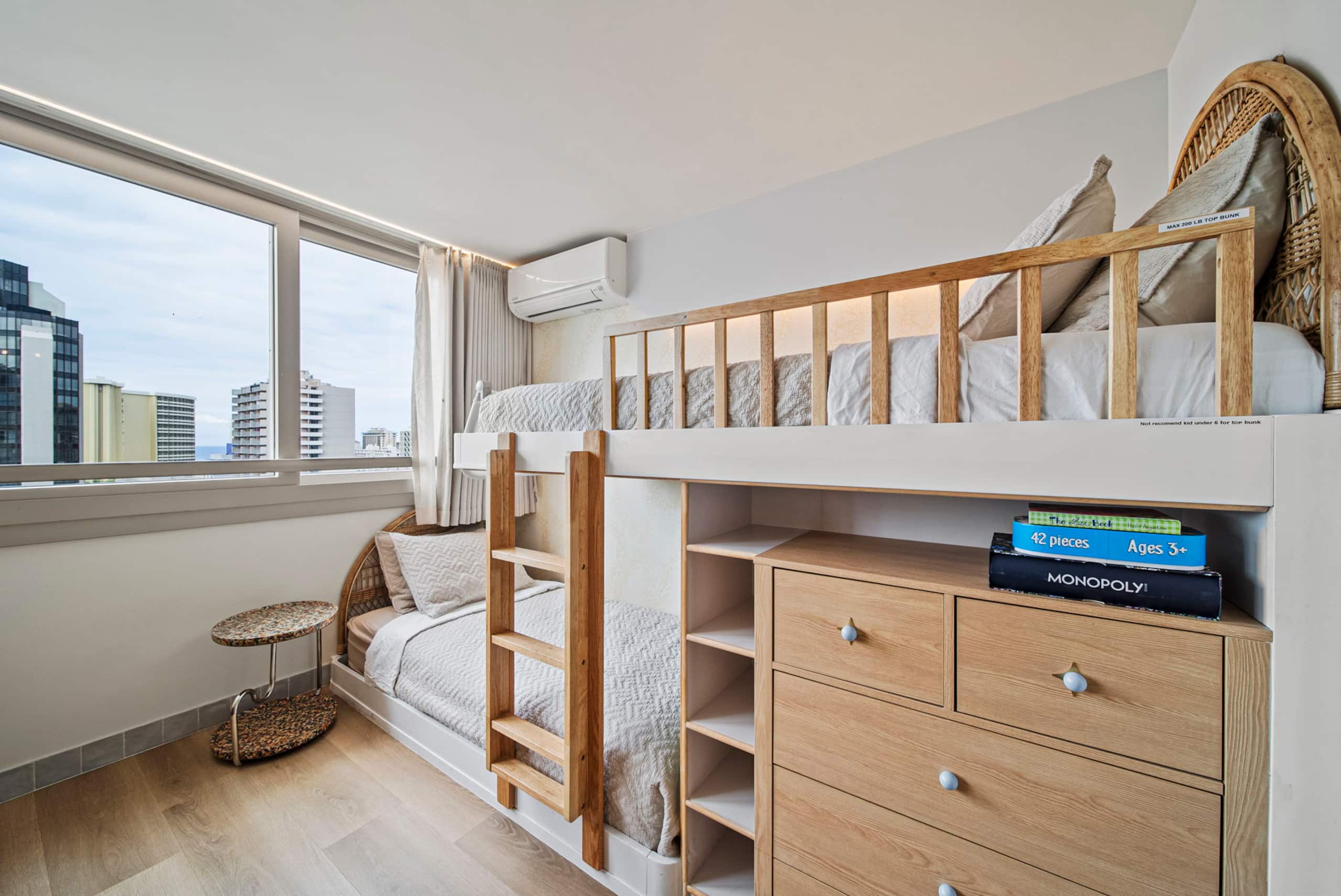Condo in Honolulu · ★5.0 · 1 bedroom · 4 beds · 1 bath - Image 42