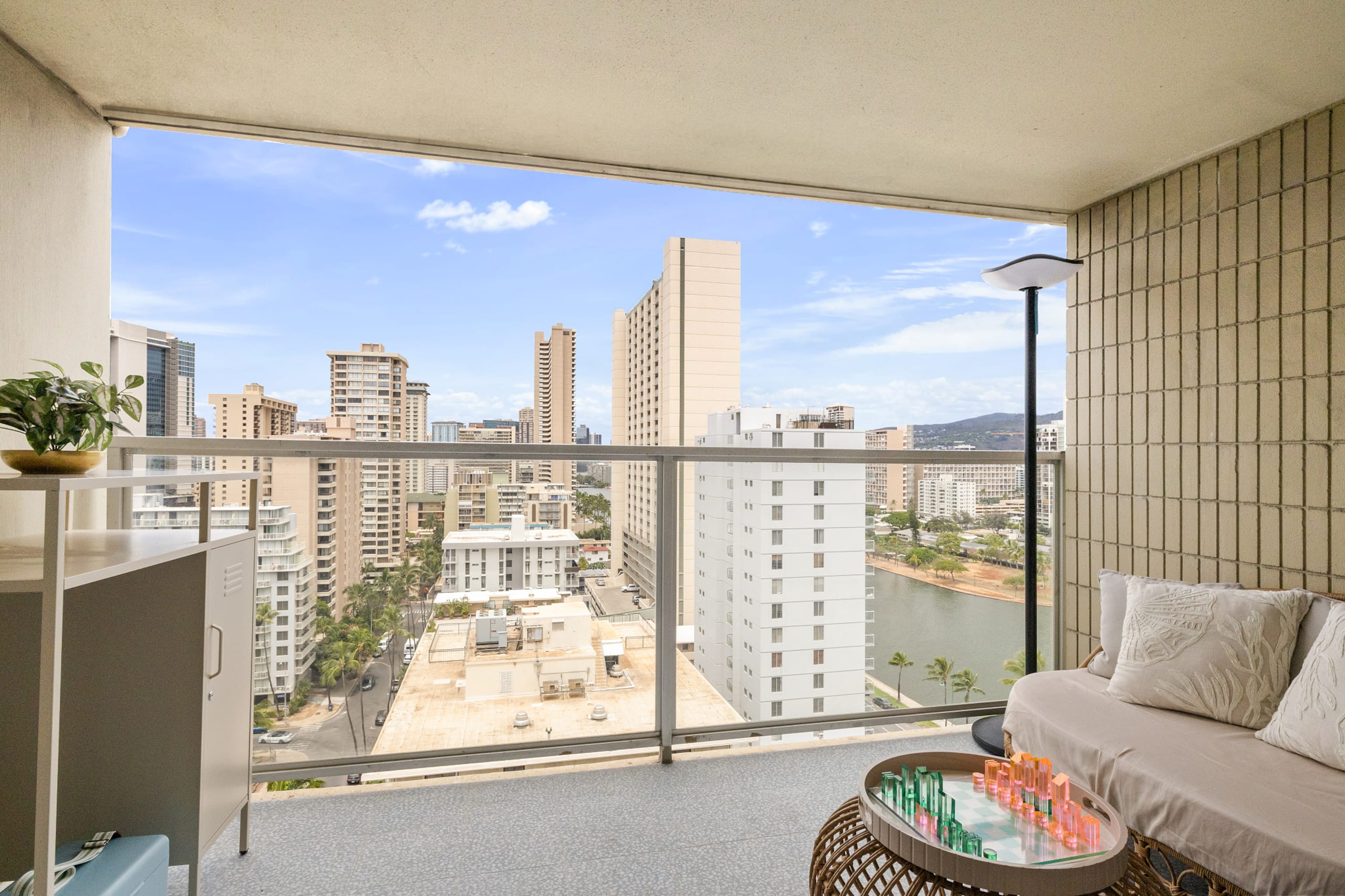 Condo in Honolulu · ★5.0 · 1 bedroom · 4 beds · 1 bath - Image 75