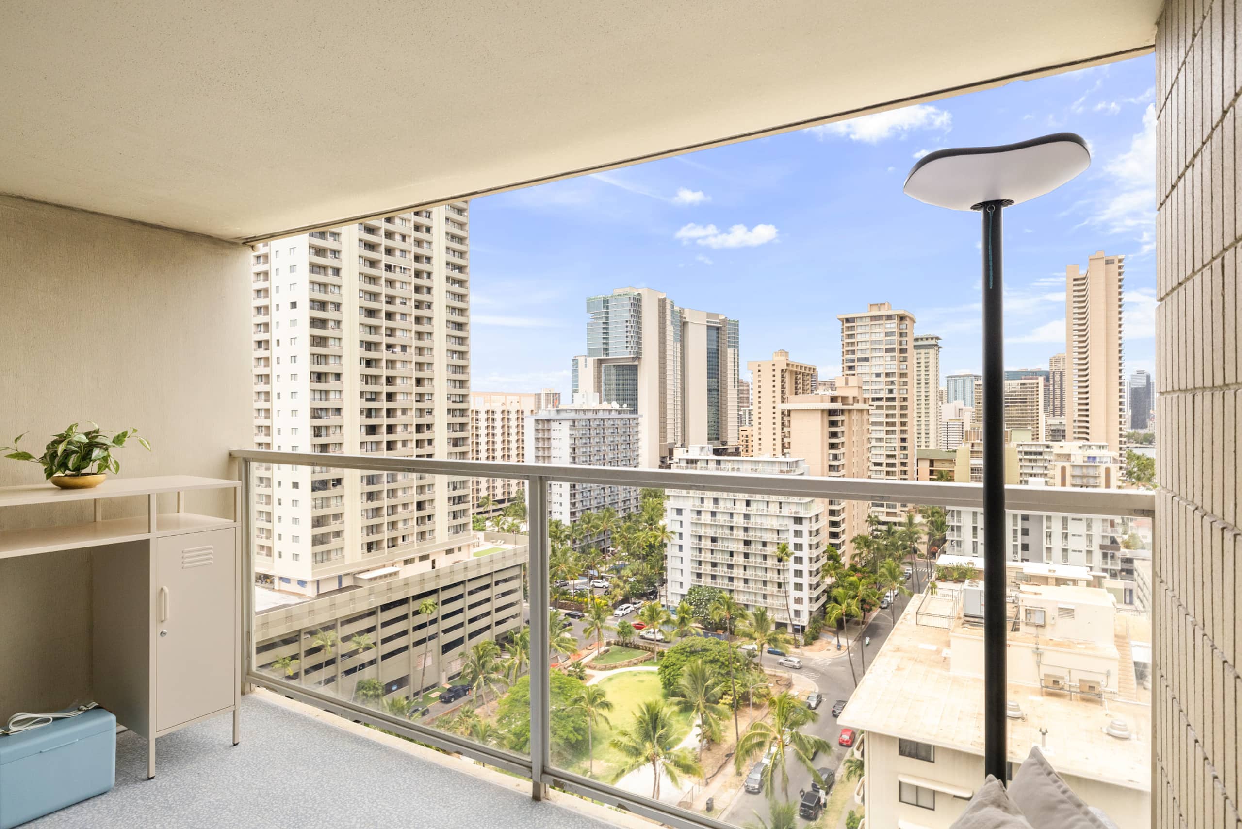 Condo in Honolulu · ★5.0 · 1 bedroom · 4 beds · 1 bath - Image 72