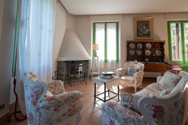 Villa Claudia | Pool, Relax & Tuscan Views - Montecatini Terme
