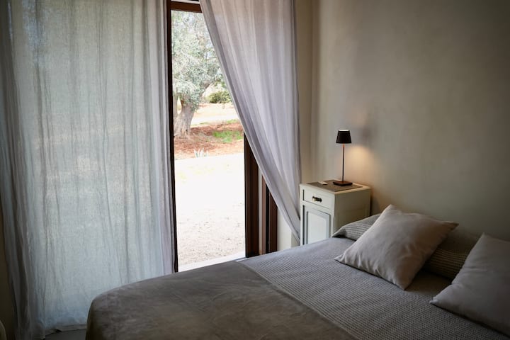 საძინებელი 1