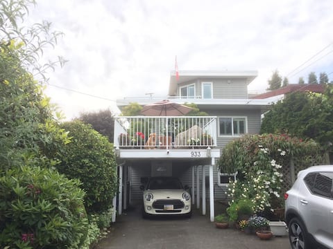 Charming 2-bdrm flat near beach