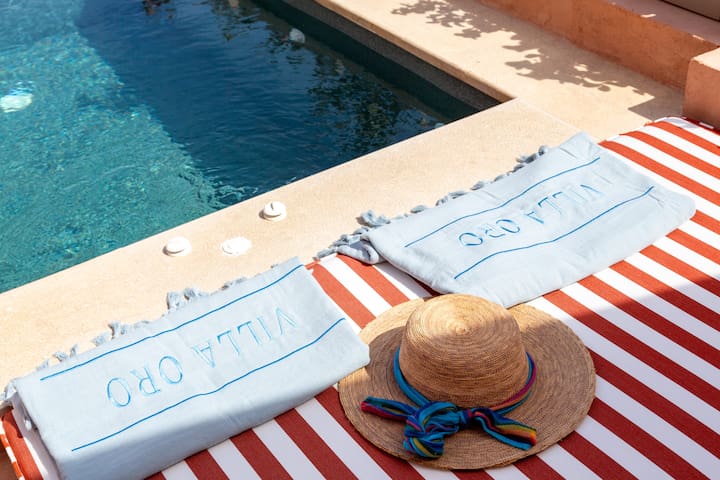 Villa Oro – 3BDR Heritage Suites with Jacuzzi