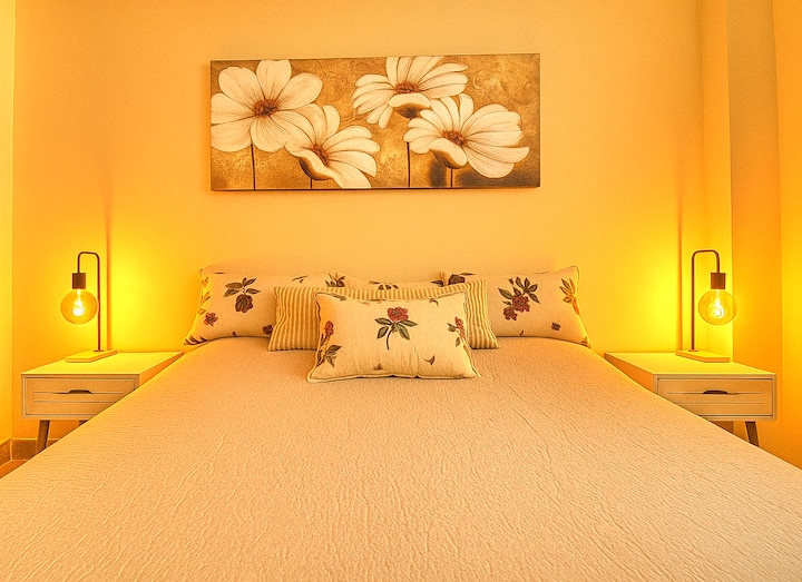 ห้องนอนที่ 3 ซึ่งกว้างขวางที่สุดในบ้าน ตั้งอยู่ที่ชั้นล่าง