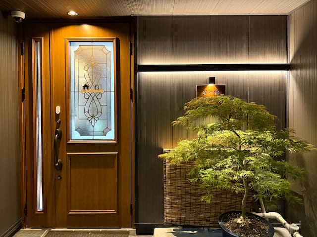 年末促销！【独栋别墅】距晴空塔500米/4-12人可订/免费行李寄存/空港直达 gallery image 3