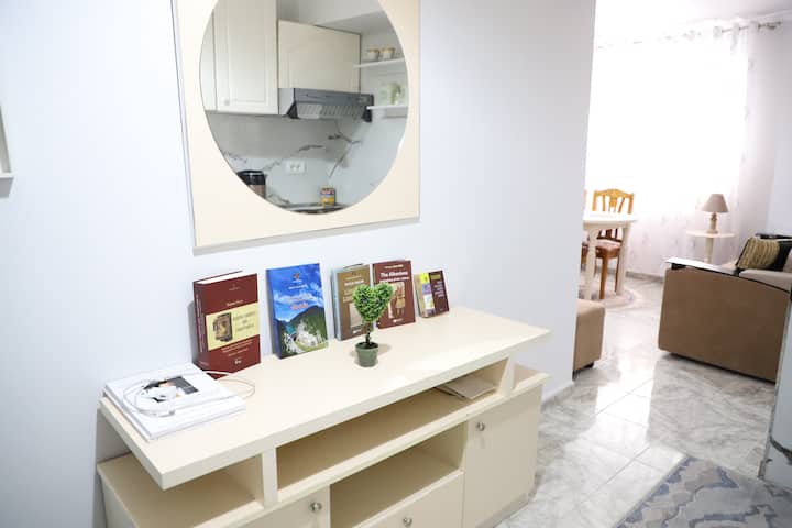 Robert Apartment Center In Historic Of Berat - Distrito de Berat