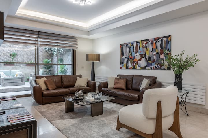 Superb 2 Bed Home Is Saifi - 24/7 Power - Beirut