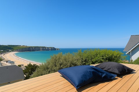 Villa with panoramic sea view