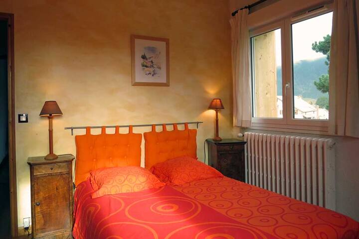 საძინებელი 3