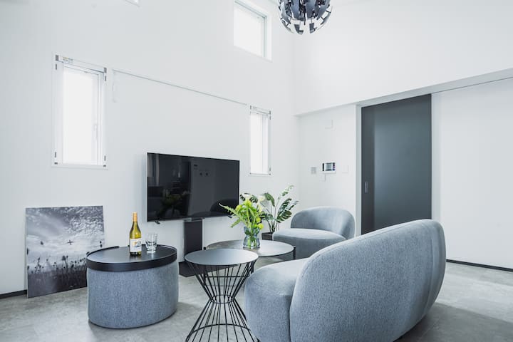 Shibuya 7 min Taxi｜1 Stop from Shibuya｜4 Beds｜70㎡