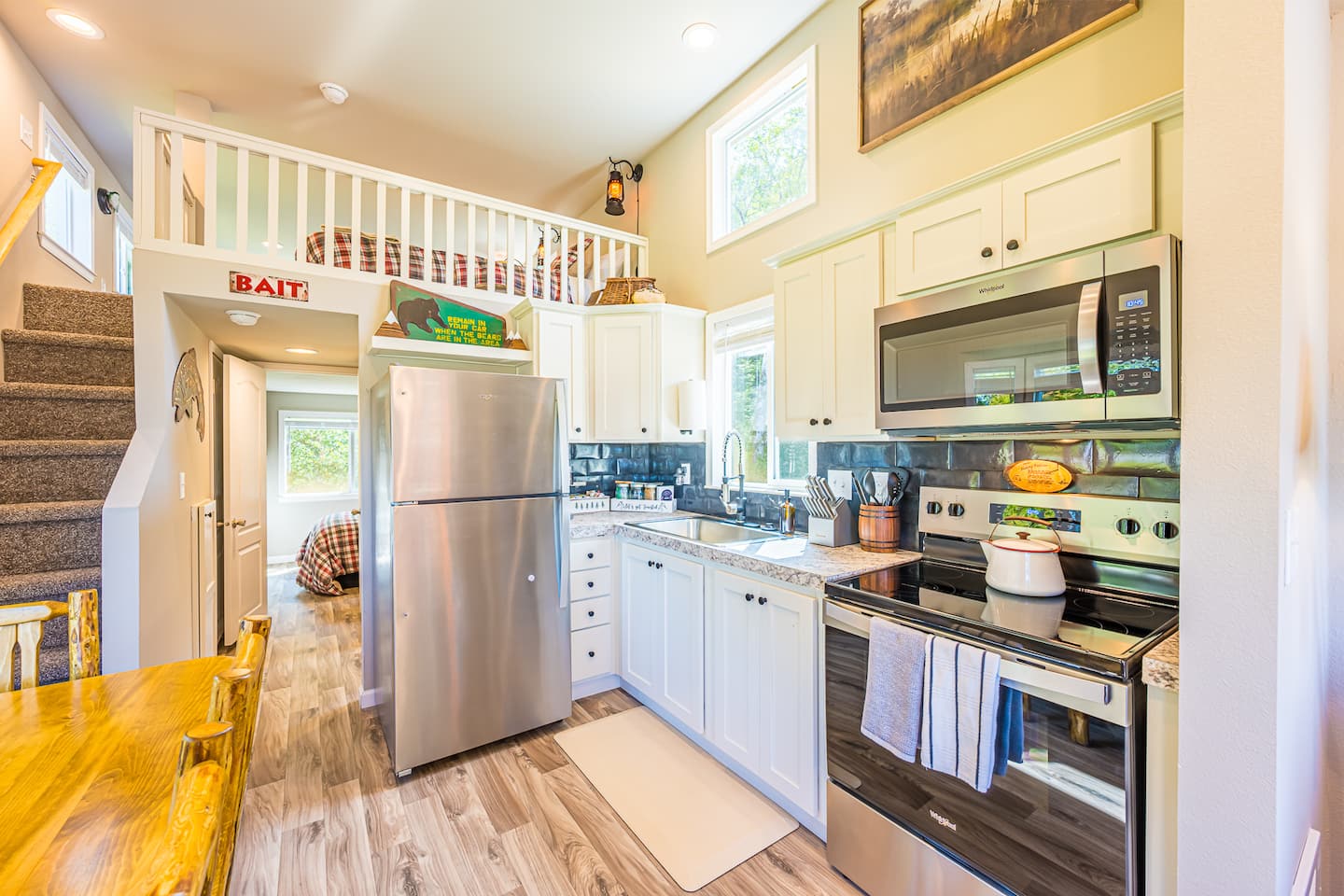 Rainforest Tiny Home Retreat: Fishing Cabin photo 5