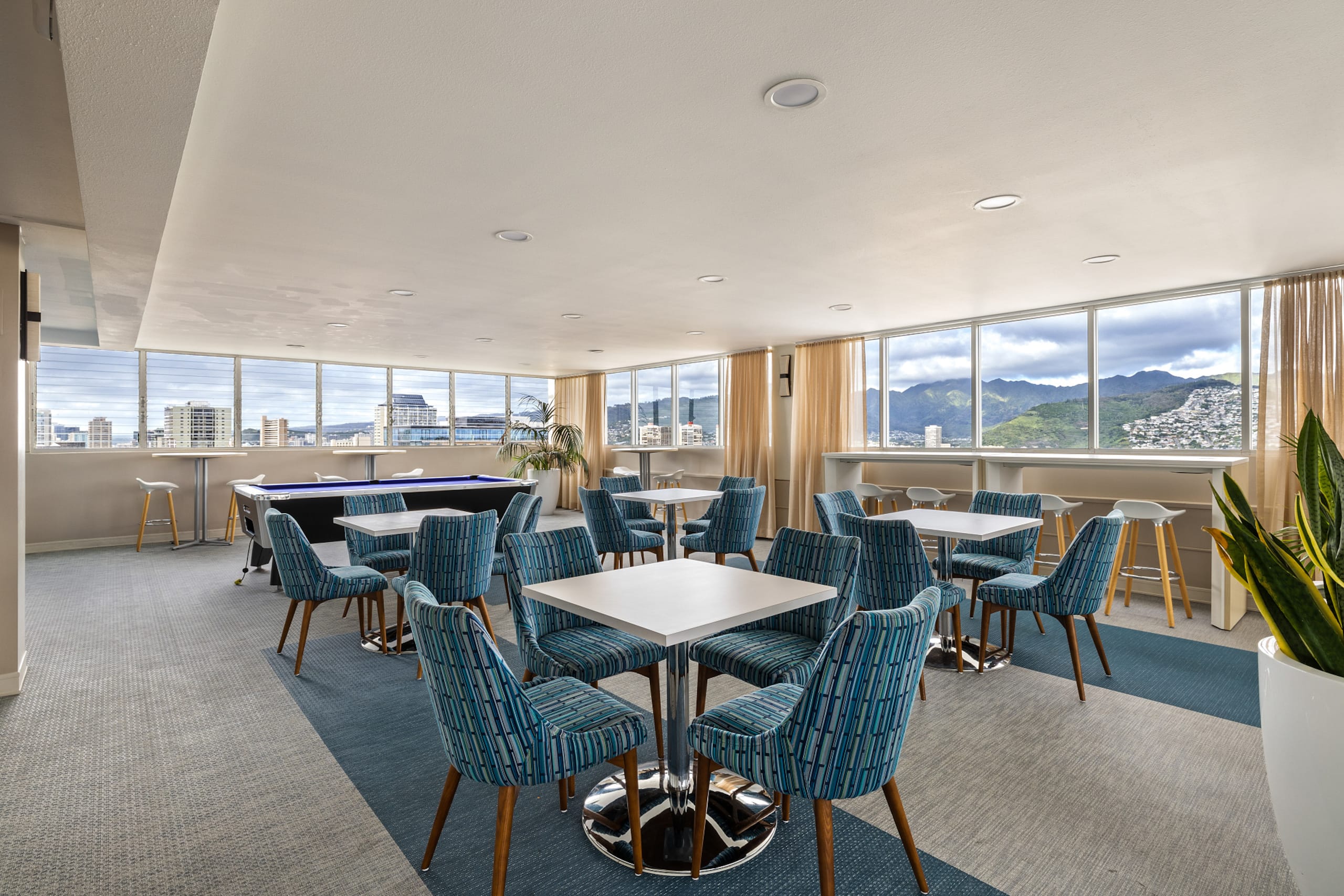 Ocean Views & Luxe Comfort - Waikiki Gem 21F - Image 47