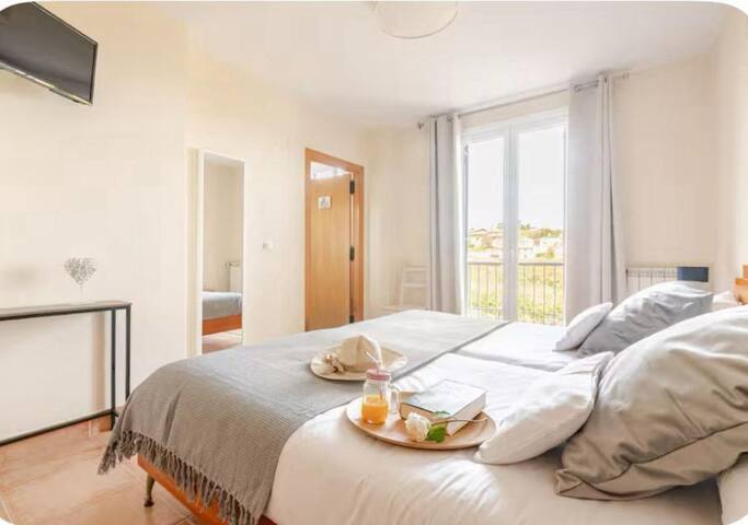 Casa rural entre viñedos y mar gallery image 4