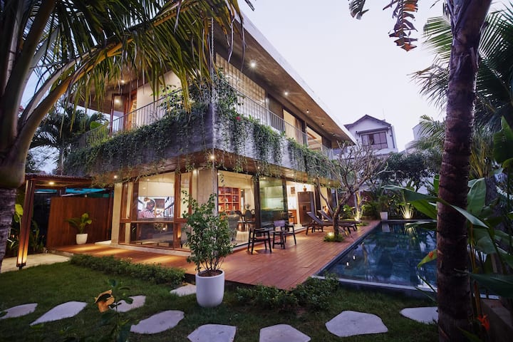 Luxury 3br Villa | Pool, Garden, Pickup, Breakfast - Vietnam