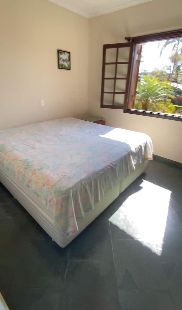 غرفة النوم 1