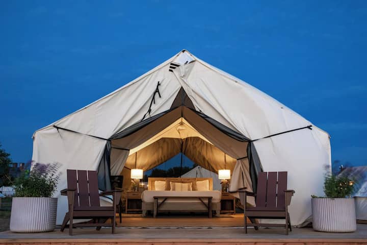 Canvas Retreats | Morning Yoga | City Escapes - New York