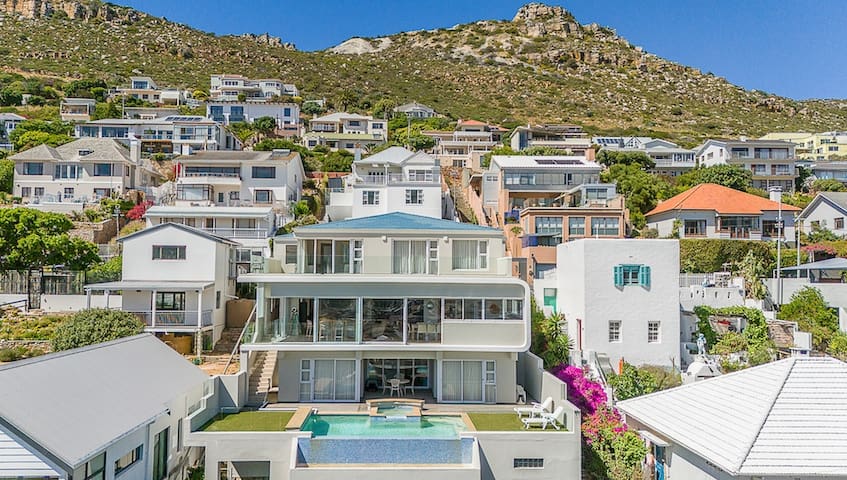 Villa “Salty Horizon”