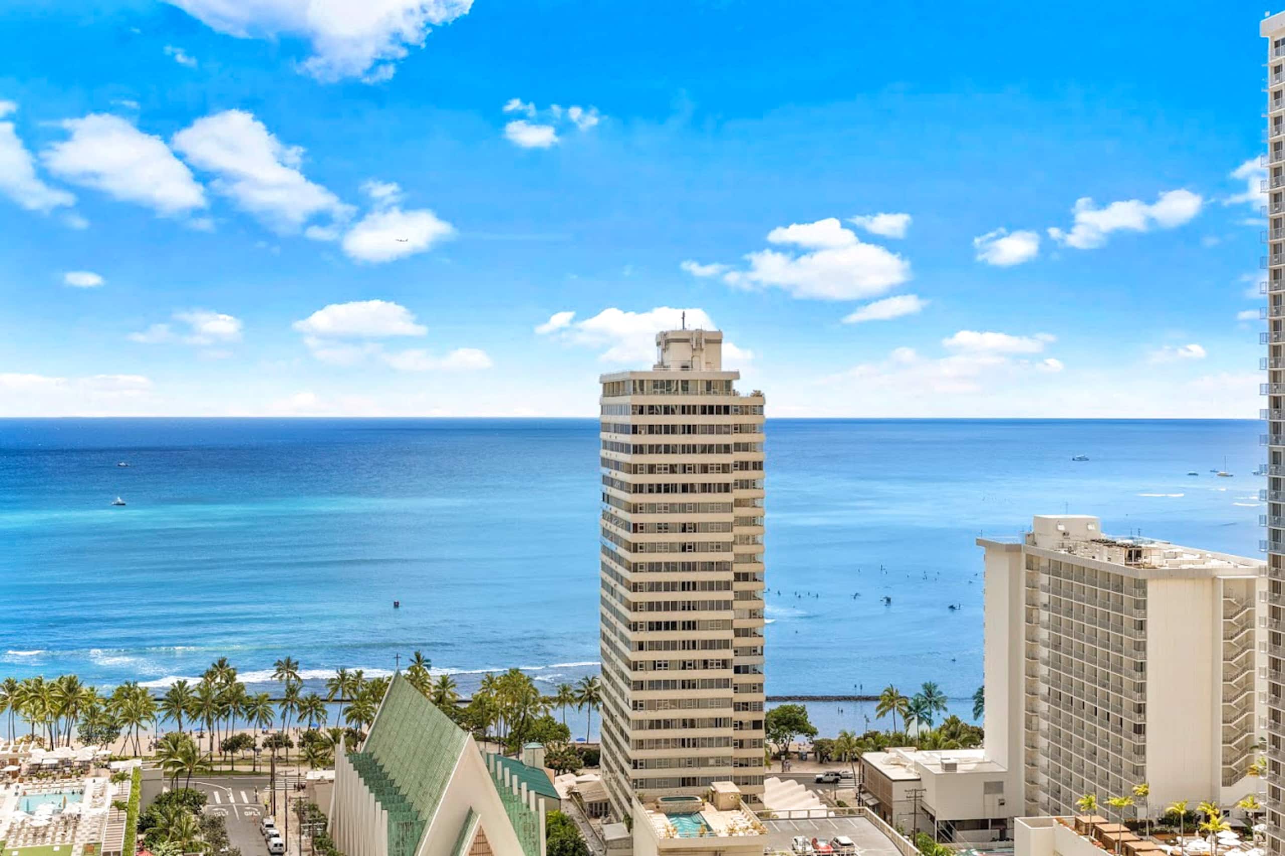 26FL-Stunning Ocean & City View-1BR-Free Parking~ - Image 34