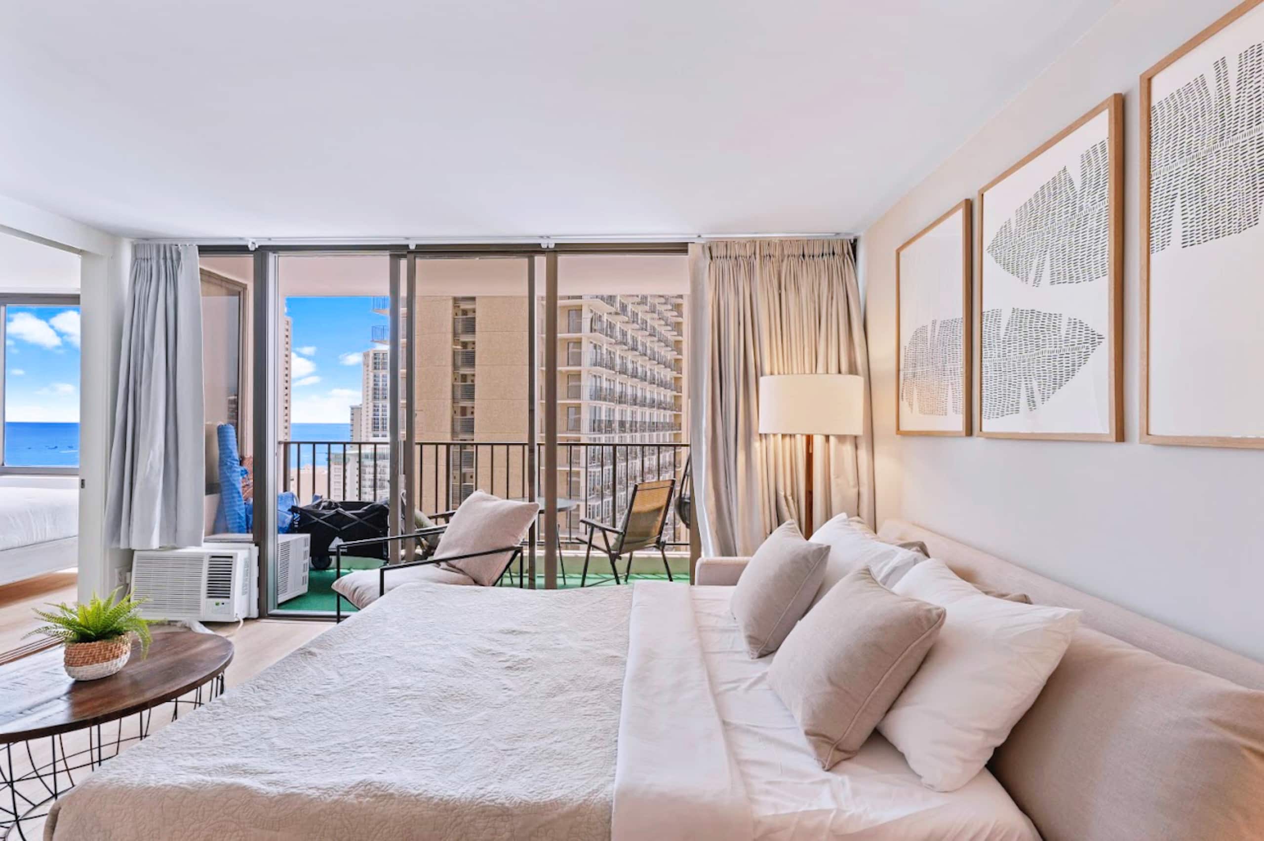 26FL-Stunning Ocean & City View-1BR-Free Parking~ - Image 12
