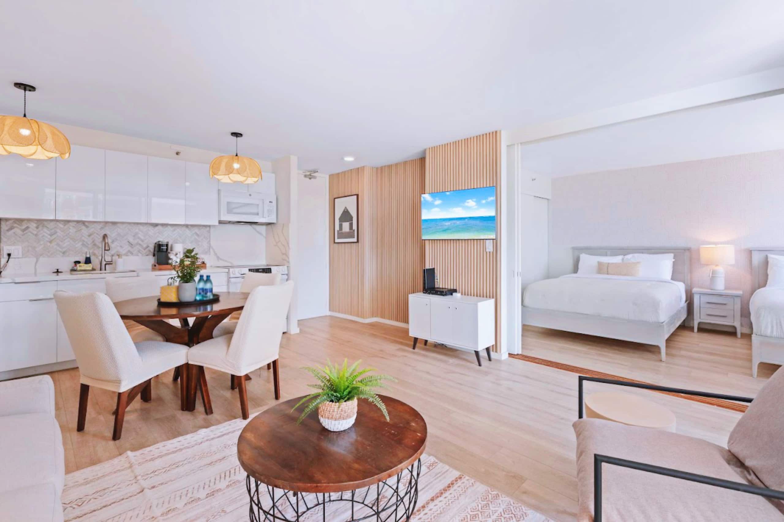 26FL-Stunning Ocean & City View-1BR-Free Parking~ - Image 5