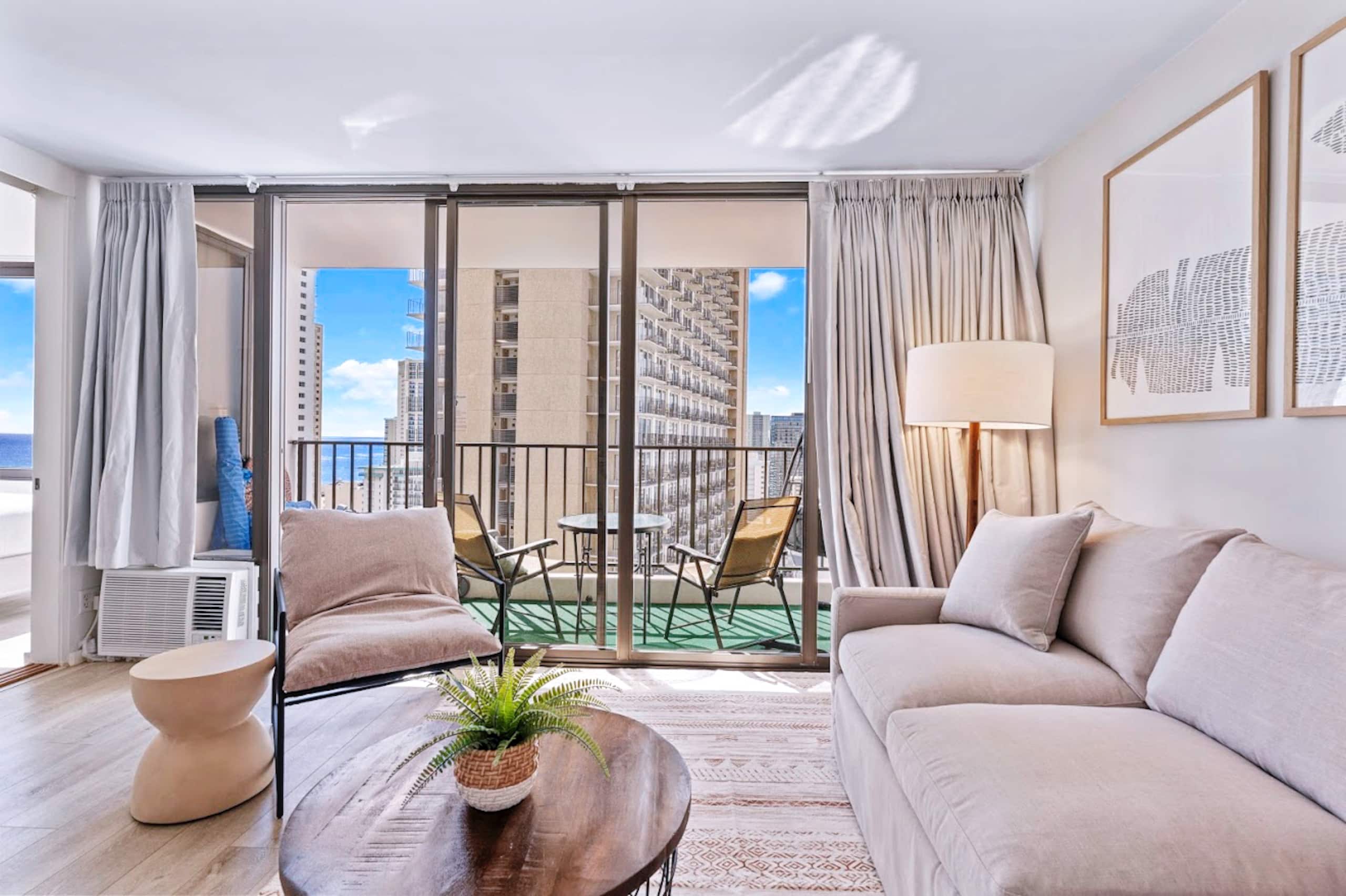 26FL-Stunning Ocean & City View-1BR-Free Parking~ - Image 6