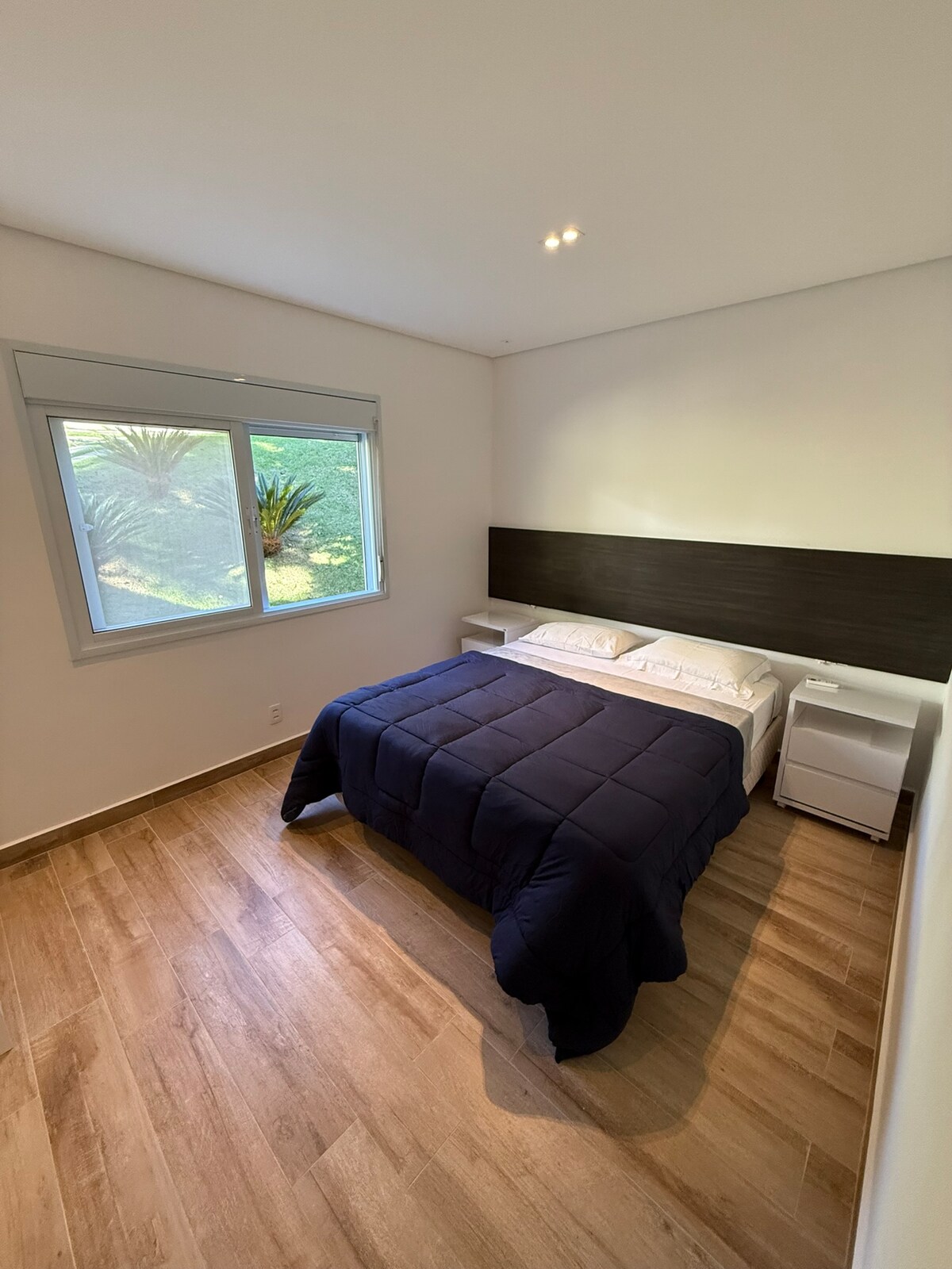 საძინებელი 3