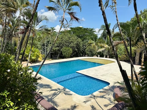 Large estate in San Jerónimo with pool - billiards