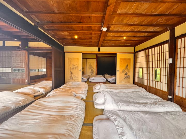 7 ფუტონის ნაკრები *სტუმრები დააგროვებენ ჩალის გადაწყვეტილებას