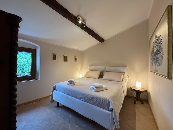 El dormitorio con armario