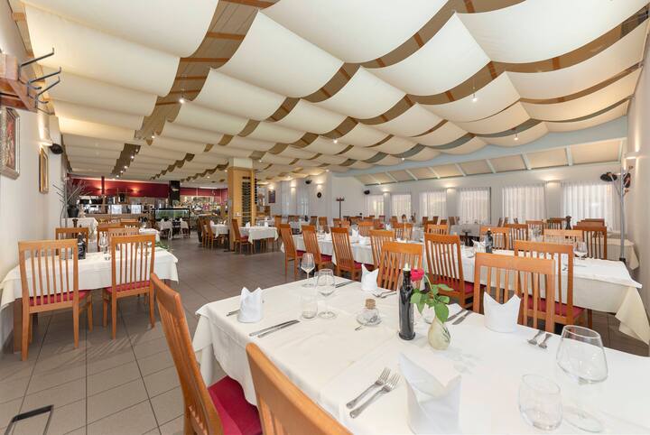 Restaurant Bric Dekani-twin Room + Sofabed&balcony - Capodistria
