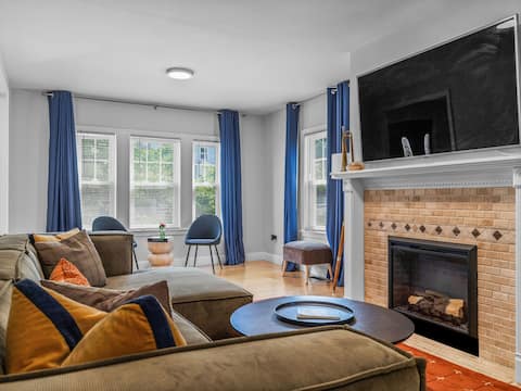 Top Airbnb: Union Haus- Entire Home|2 KingSuites|sleeps 12 in Brookline