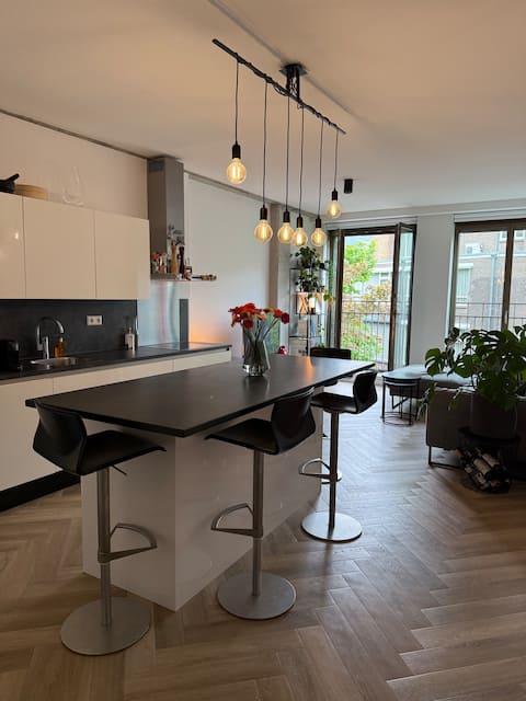 Popular Airbnb listing: Apartment in centrum Rotterdam in Rotterdam Centrum
