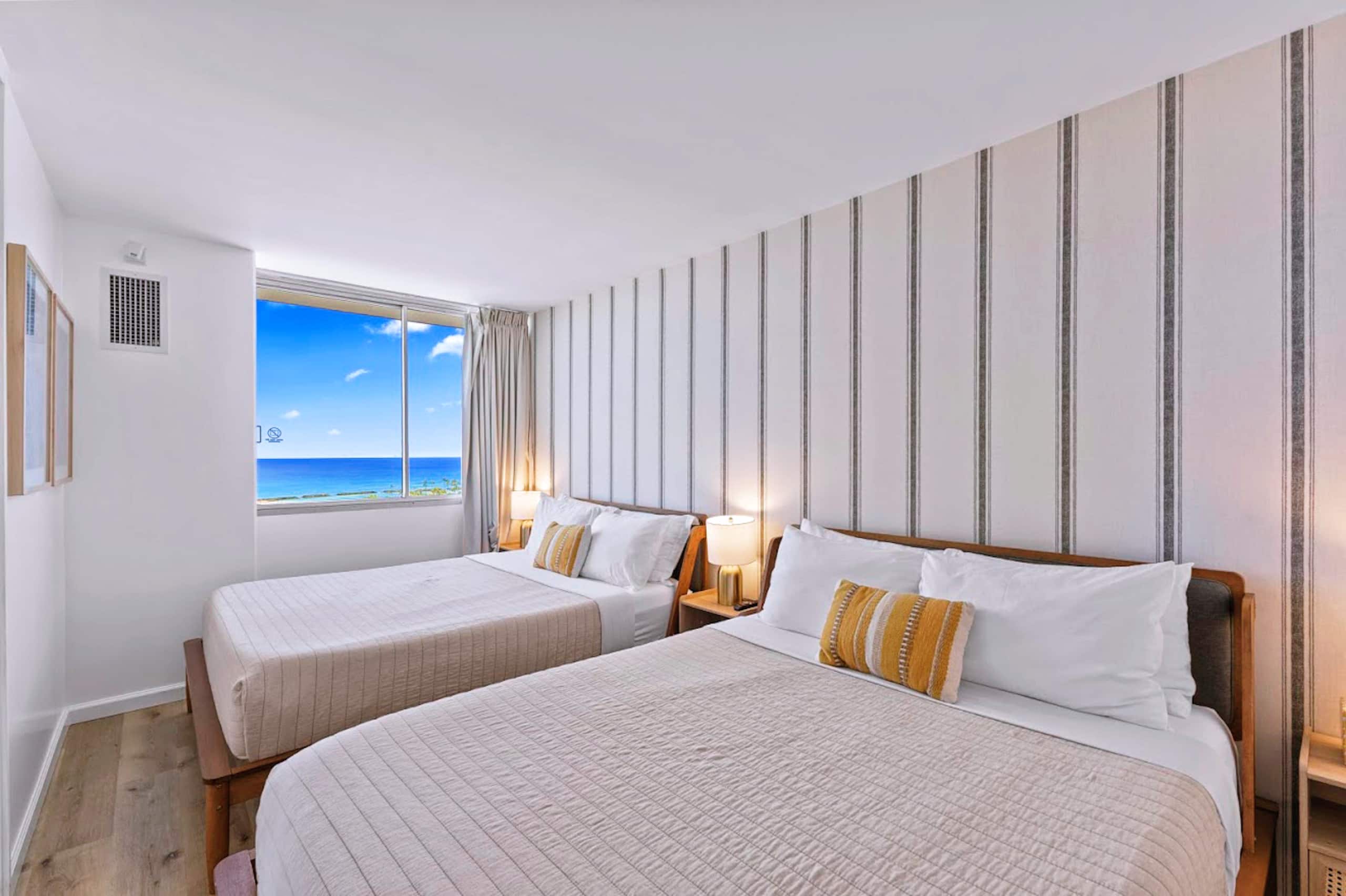 Top FL-Upscale Ocean View 1BR w/Free Parking - Image 25