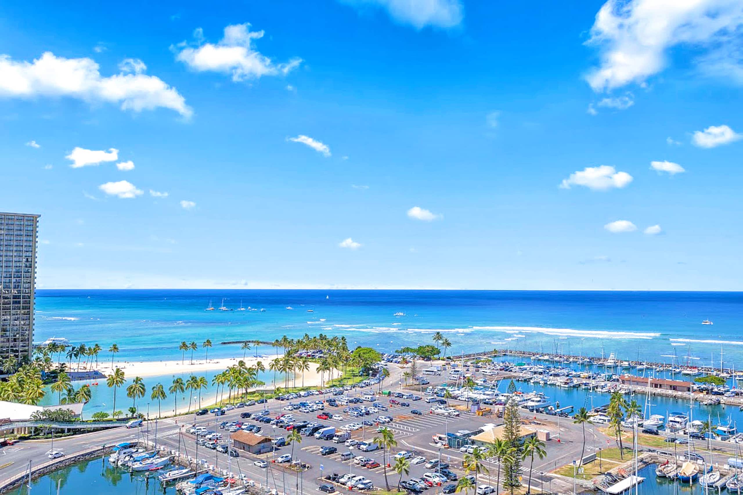 Top FL-Upscale Ocean View 1BR w/Free Parking - Image 42