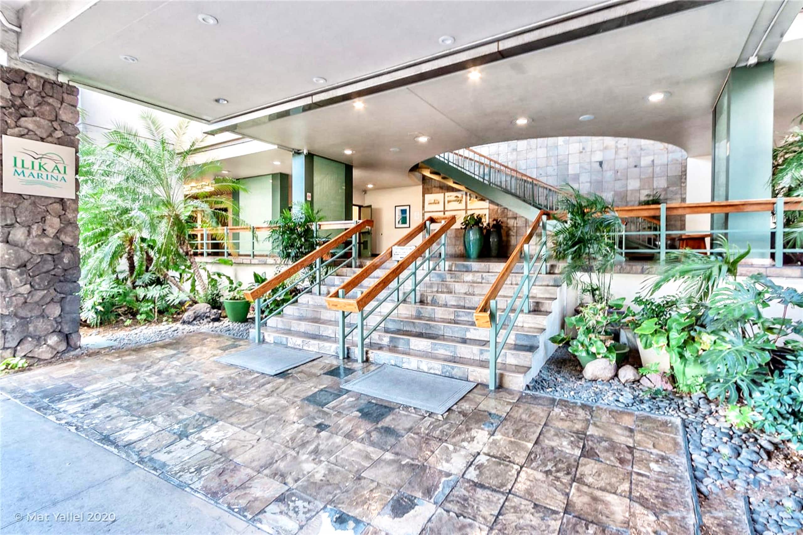 Top FL-Upscale Ocean View 1BR w/Free Parking - Image 50