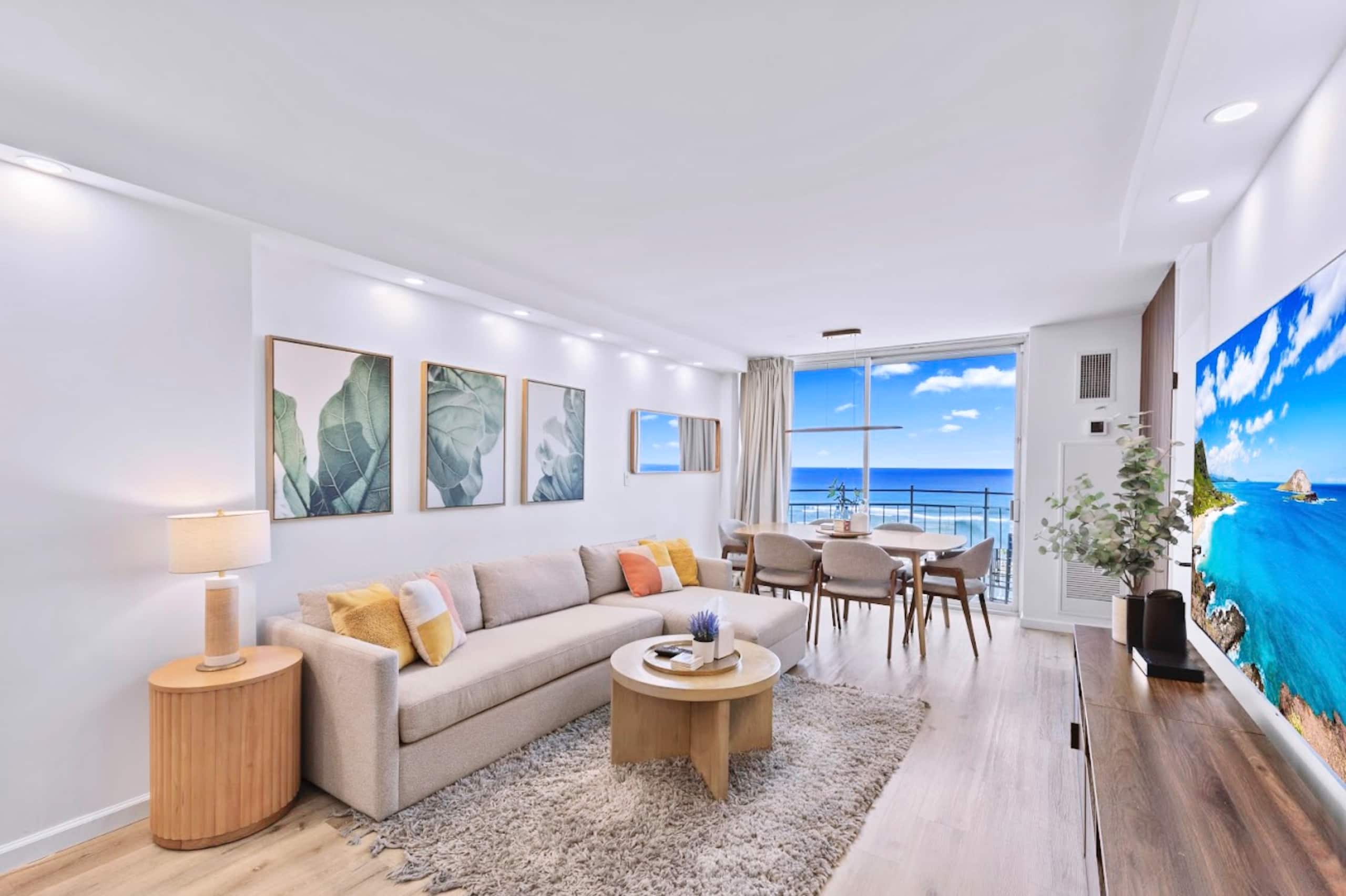 Top FL-Upscale Ocean View 1BR w/Free Parking - Image 1