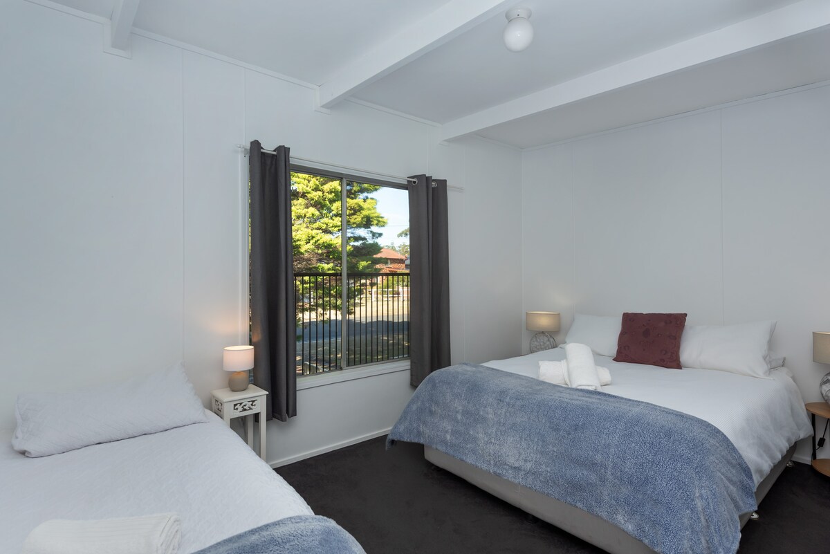 Berdoom 1 – 1 bračni krevet + 1 jednostruki krevet