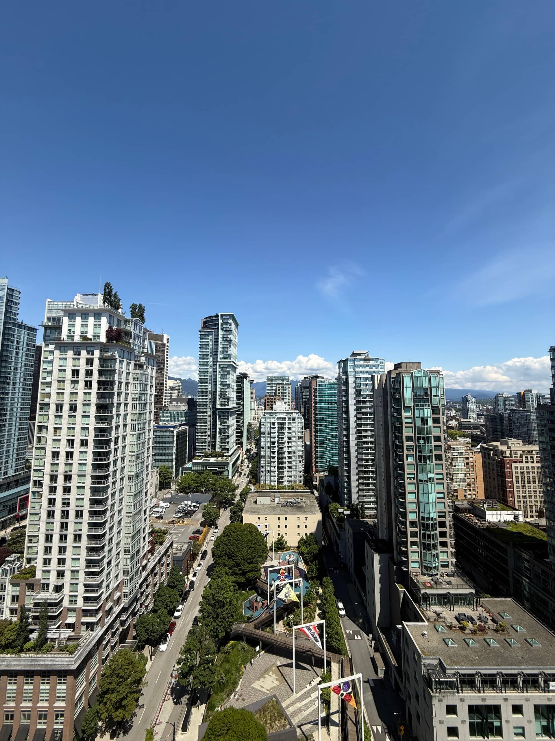 DT Gem | Walkable + Amenities