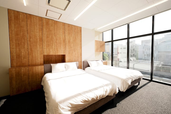 غرفة النوم 2