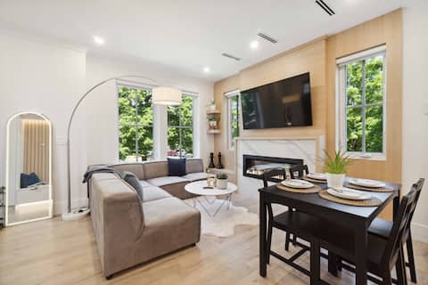 Popular Airbnb listing: Full Home | Modern Zen Retreat | 3 BR + 3 BA in Victoria Fraserview