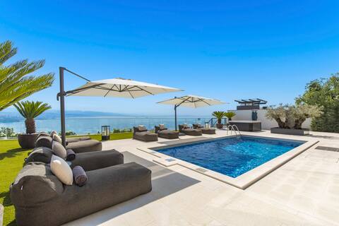 Villa Tramontana - Sophisticated Luxury in Opatija