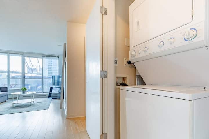 Walk Everywhere – Downtown Suite - Vancouver