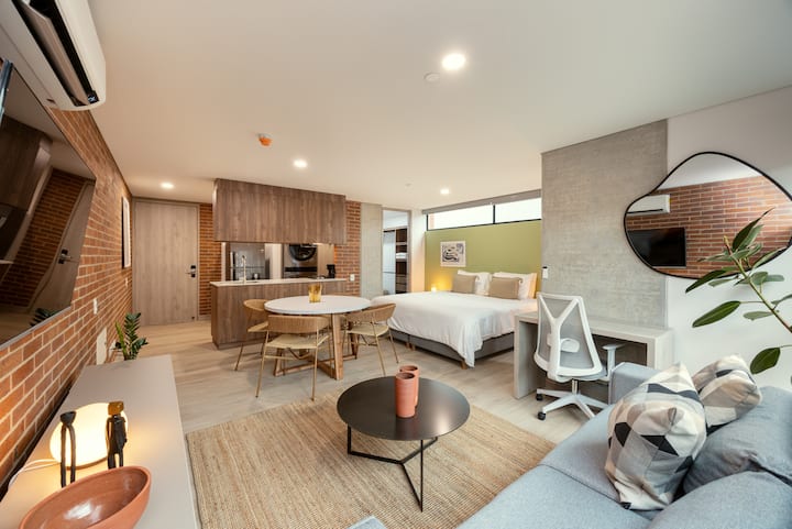 2 Lofts With Sofa Bed, Ac & Great View In Laureles - Antioquia