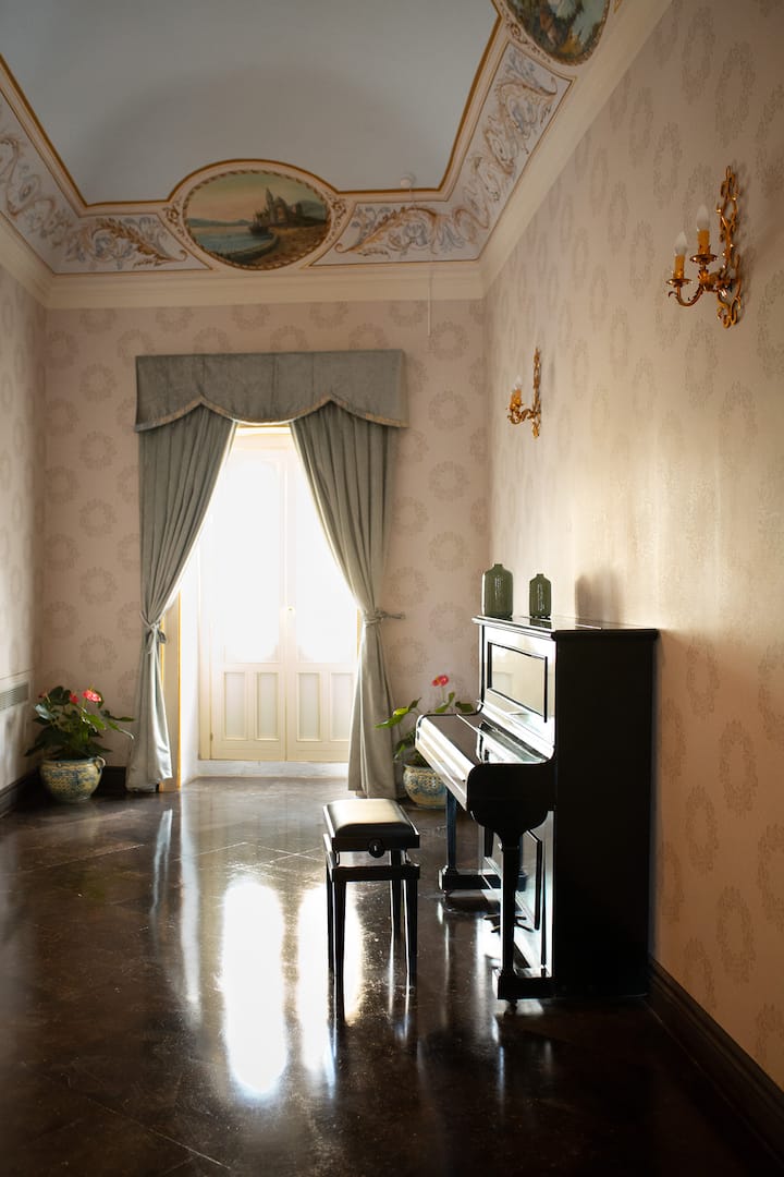 Villa In The Centre Of Ragusa, Sicily, Italy - Ragusa