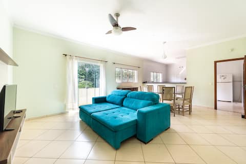 Top Airbnb: Águas S.Pedro: Large apartment 10 minutes from the Water Park em águas De São Pedro
