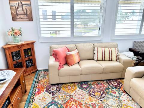 Top performing Airbnb: Unit 2 (Barry) Beachside Mackay in Mackay Regional