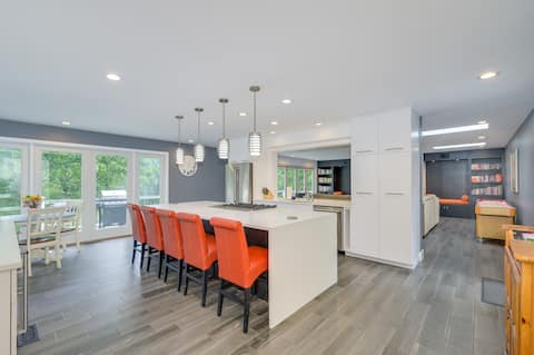 Riverside Royale near Harpers Ferry Hot Tub Sauna