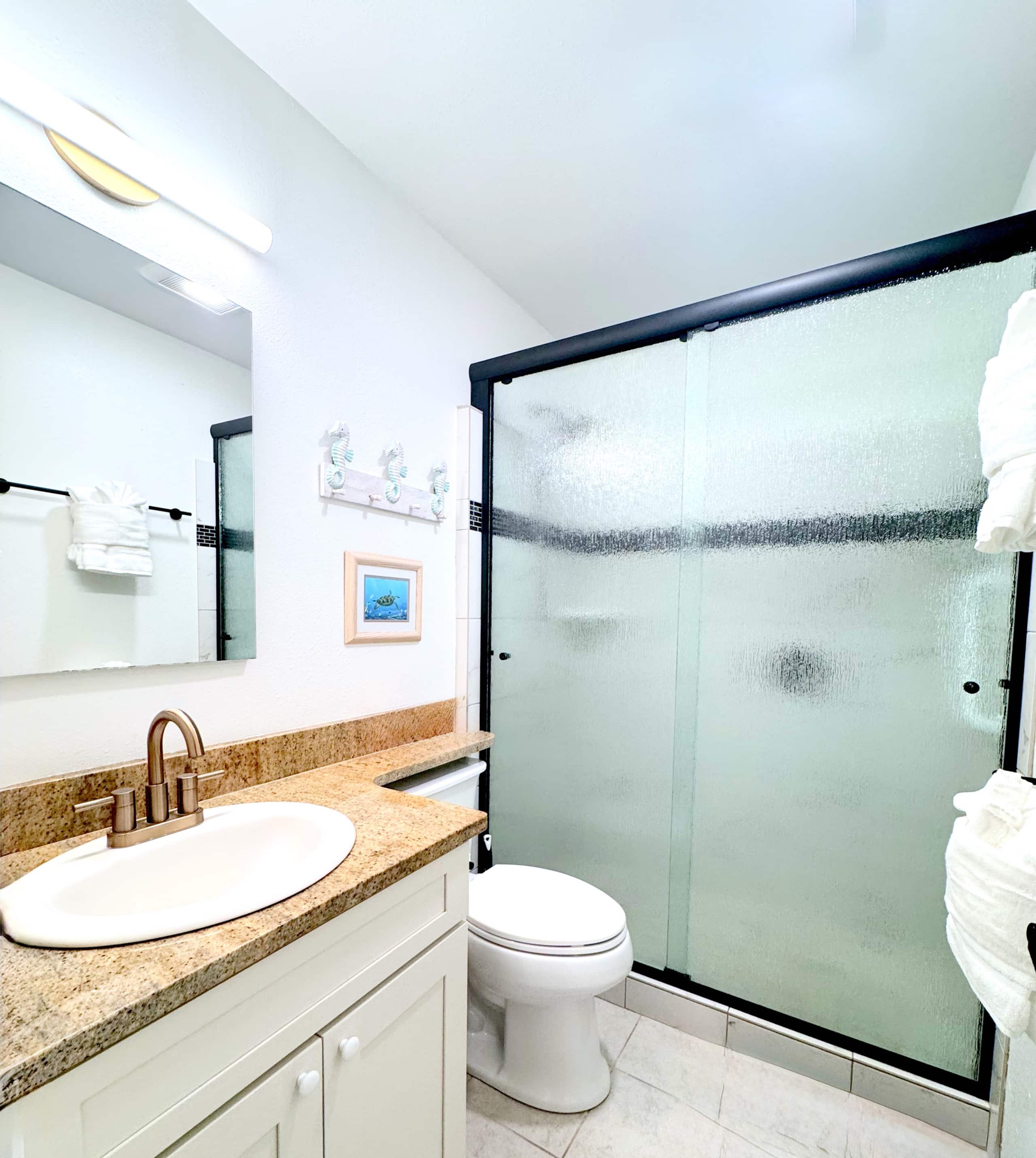 Unique Oceanfront Condo with Gorgeous Views - Image 10