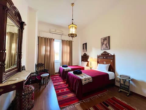 Heritage Arabesque 2BR Apt in Downtown - Mint 16