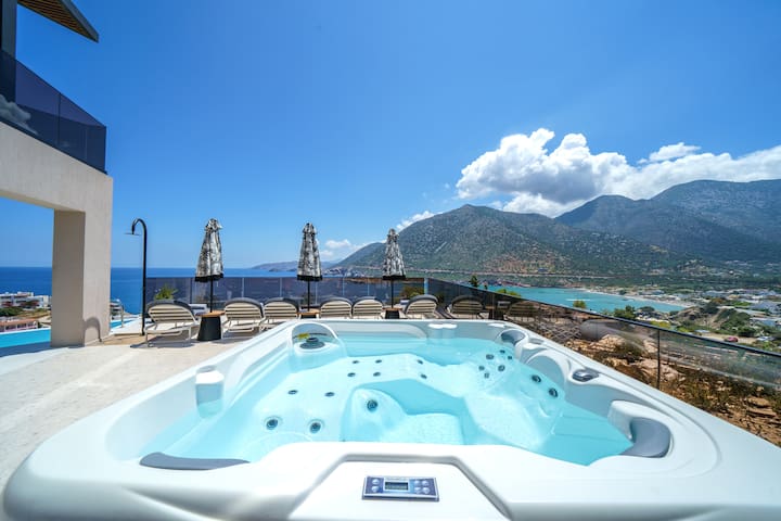 Sun Bliss Villa, wrapped in blue gallery image 3